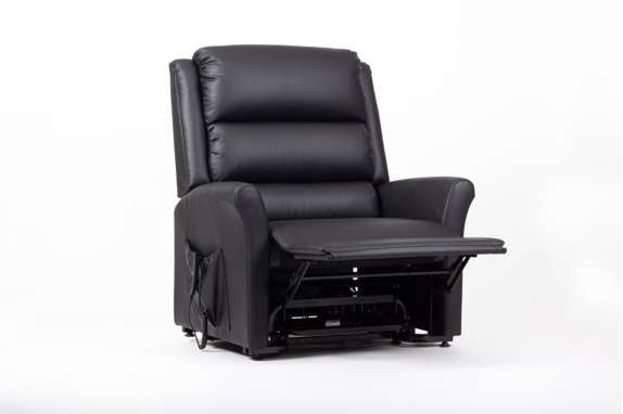 Alaska Extra Large AM-PVC Crib 5 Dual Motor Riser Recliner - Black