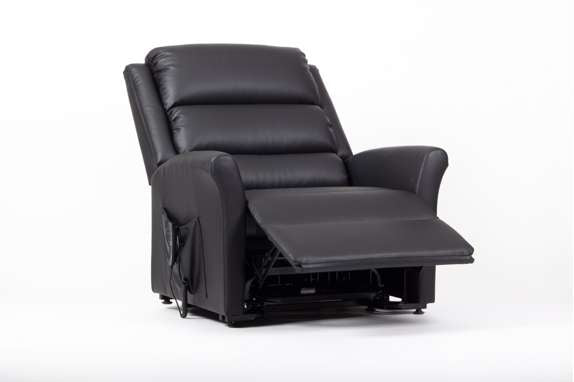 Alaska Extra Large AM-PVC Crib 5 Dual Motor Riser Recliner - Black